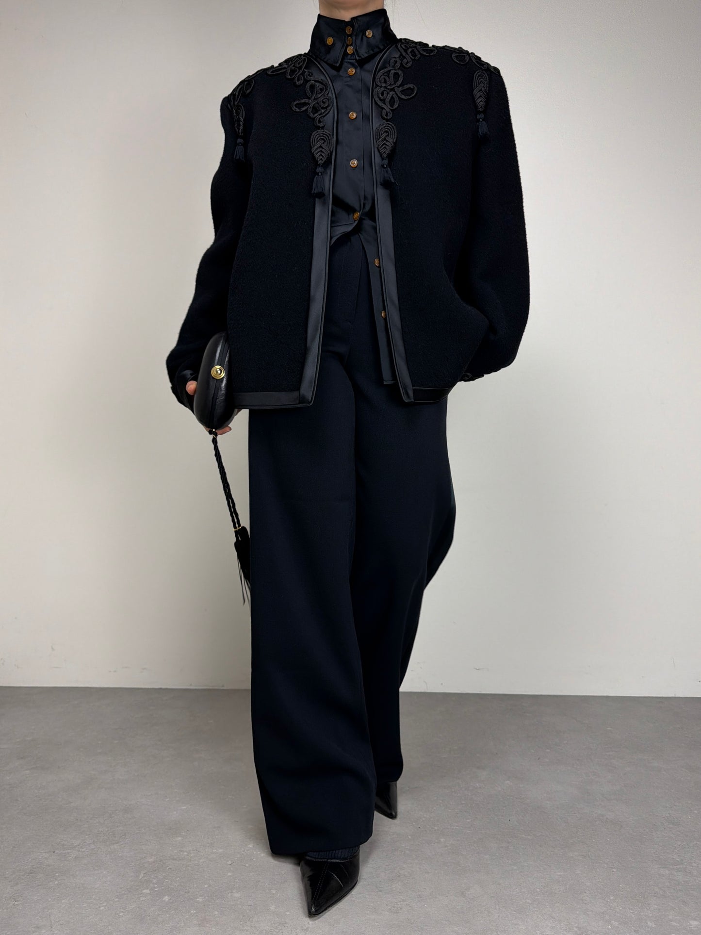 Giacca vintage in panno di lana con passamanerie