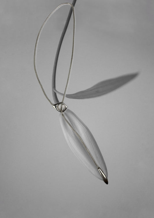 Teardrop steel necklace