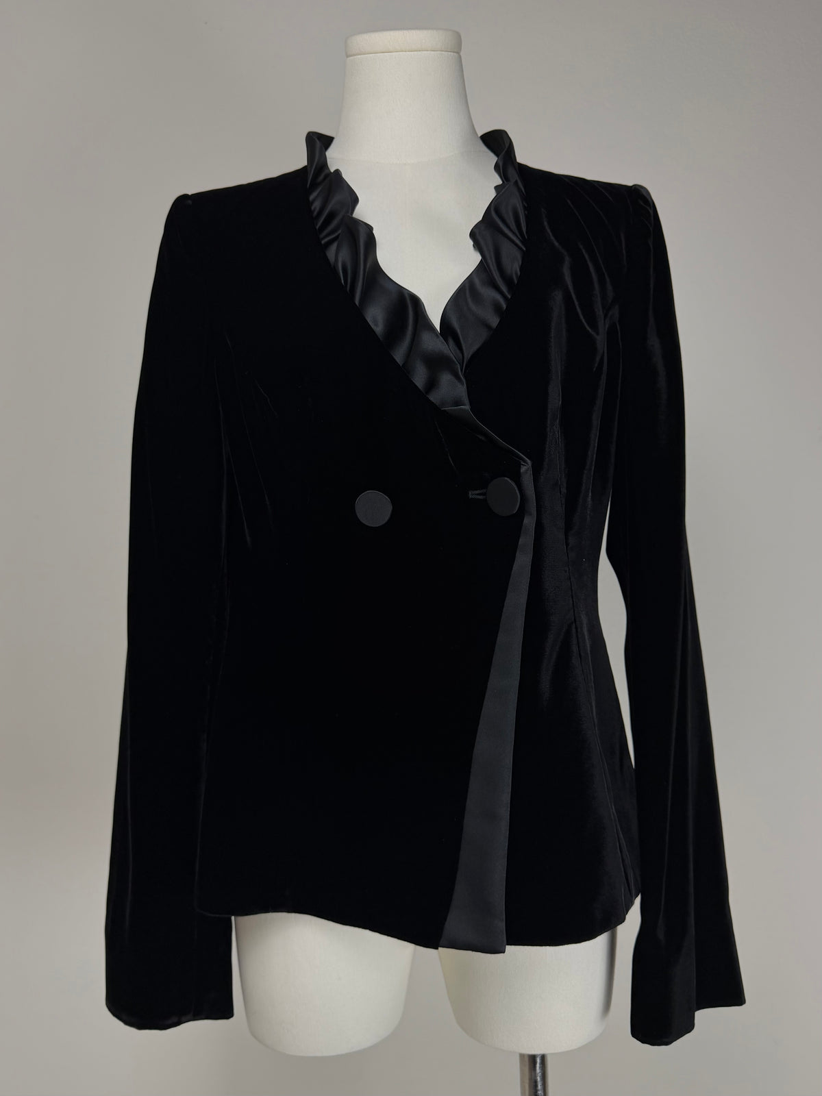 Armani Collezioni blazer in velluto nero con inserto in raso