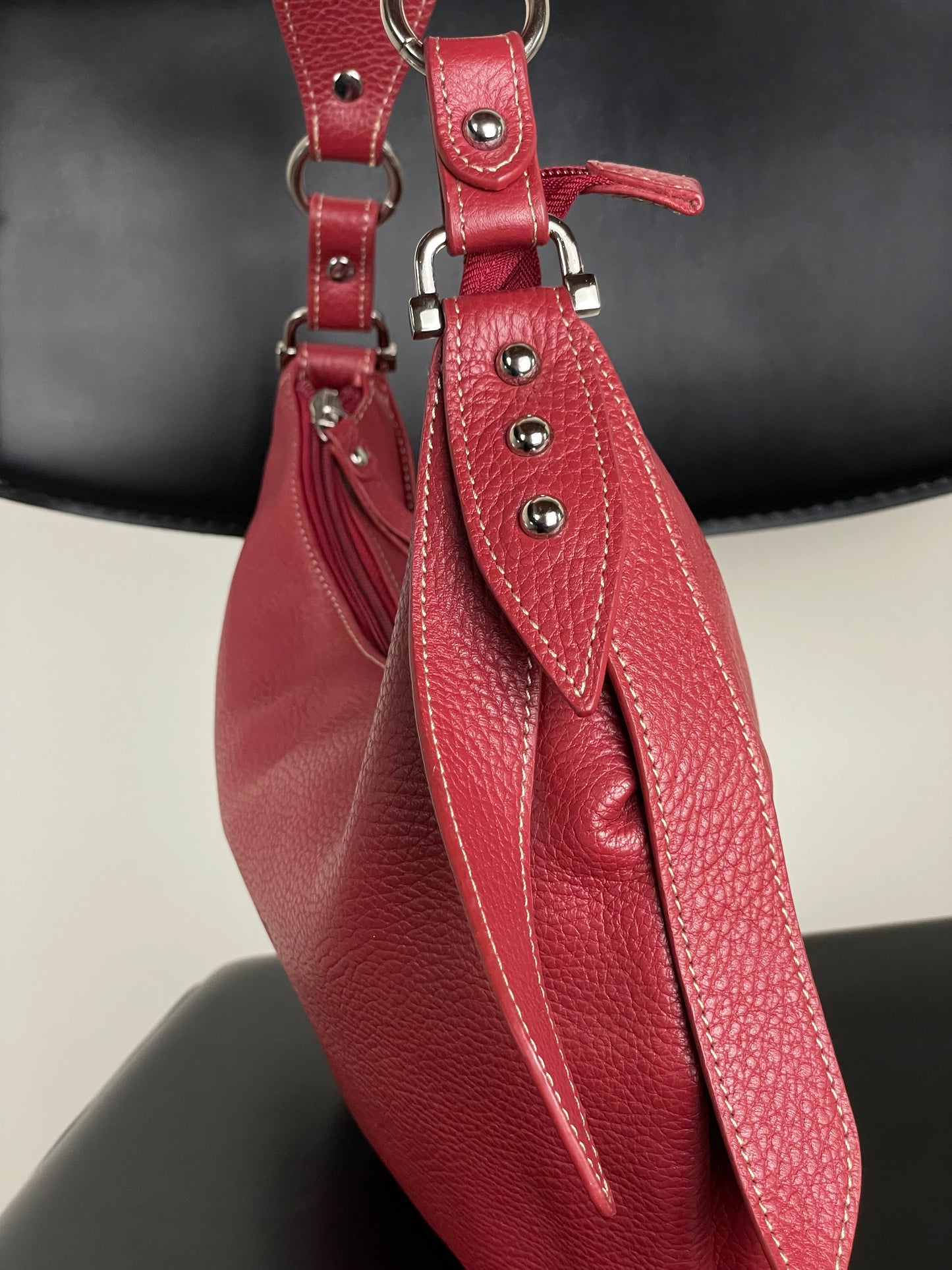 Burgundy hobo leather bag