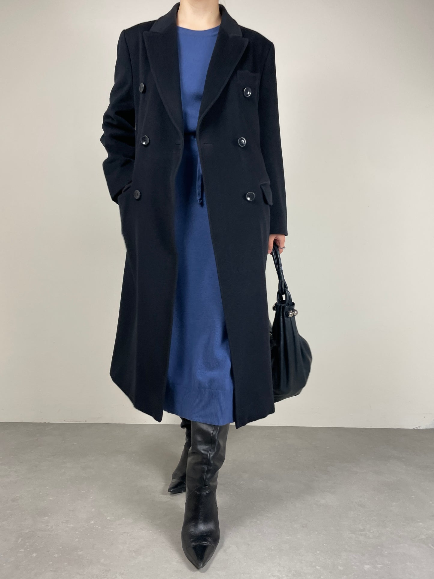 Cappotto a doppiopetto in lana, cashmere e ancora blu scuro