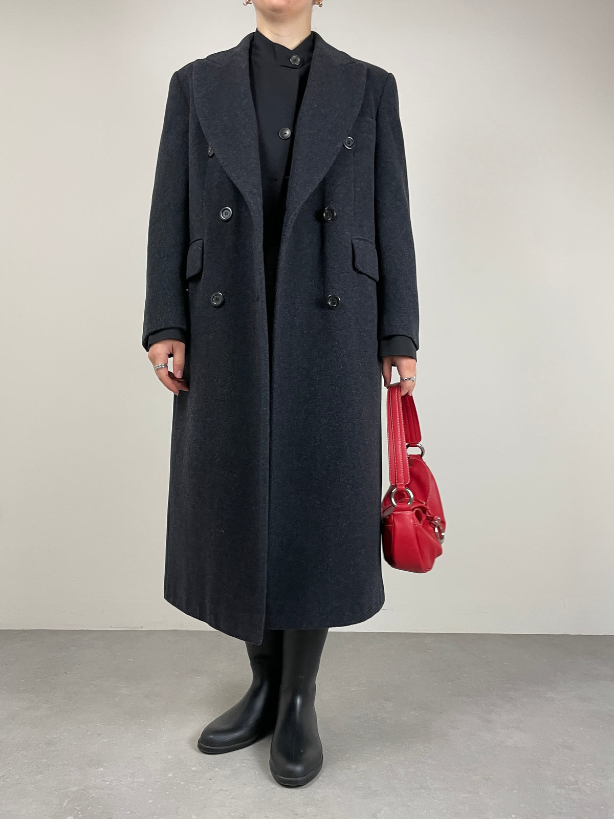 Cappotto lungo a doppiopetto in lana color grigio