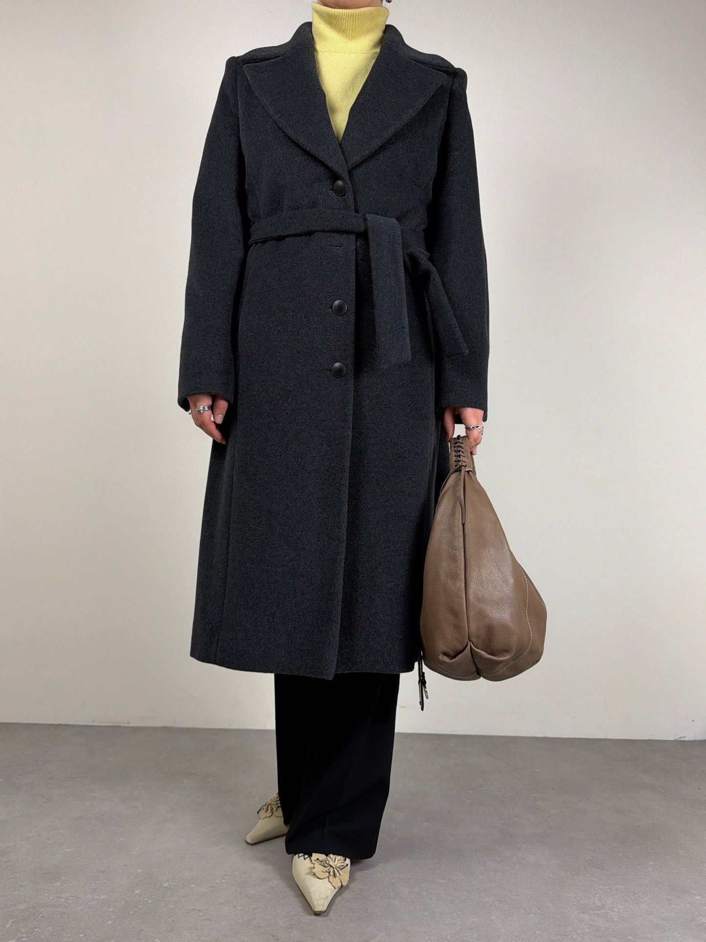 Cappotto in lana, angora e seta color grigio made in Italy