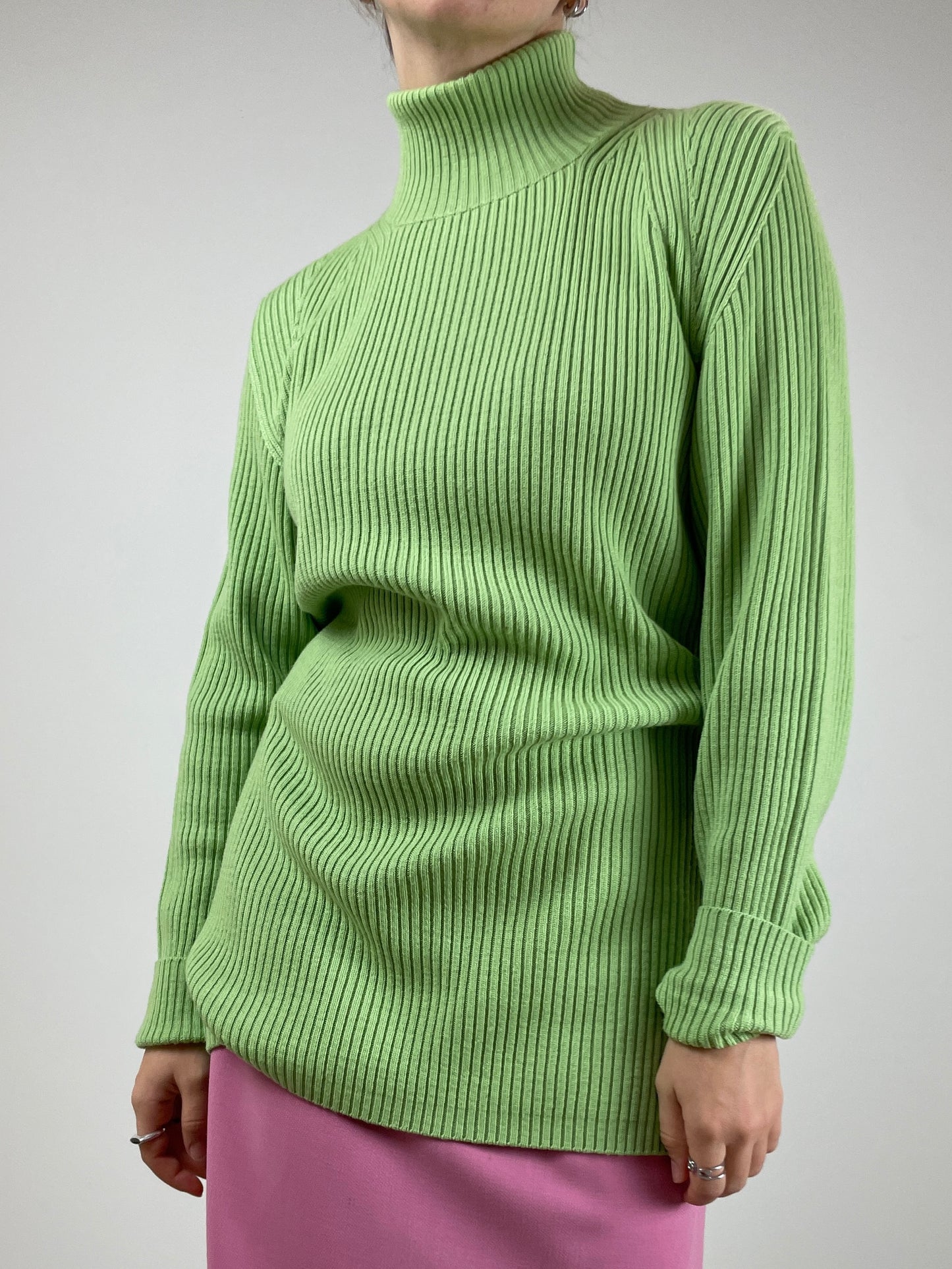 Maglione in pura lana verde mela