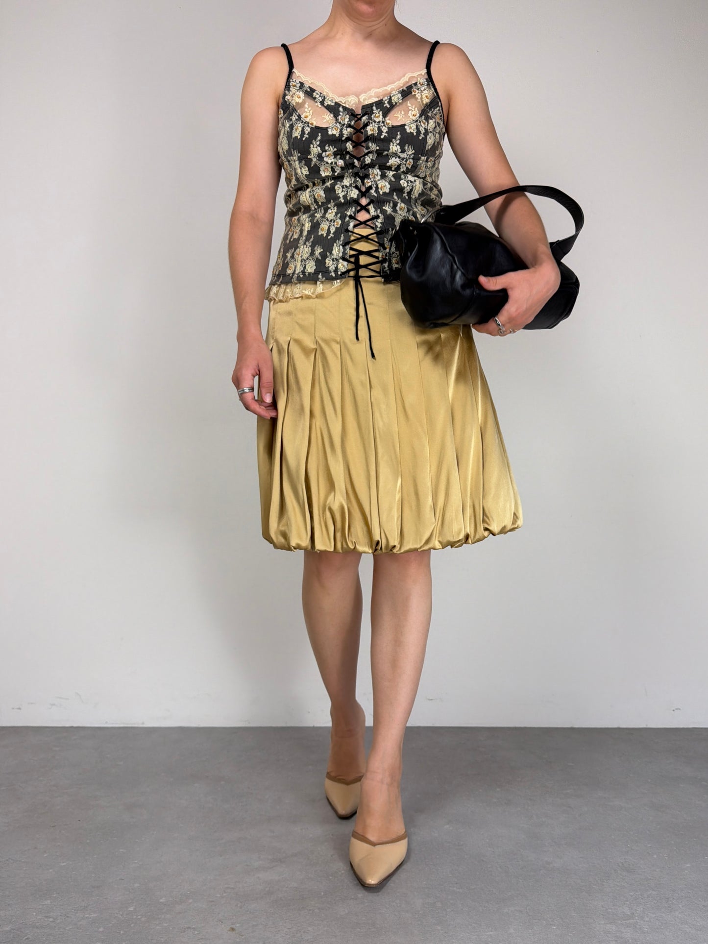 Top vintage in pizzo con intreccio