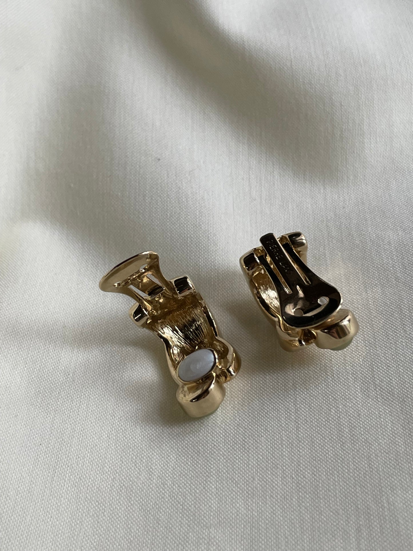 Gold plated vintage earrings