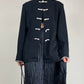 Giacca nera stile orientale con alamari bianchi