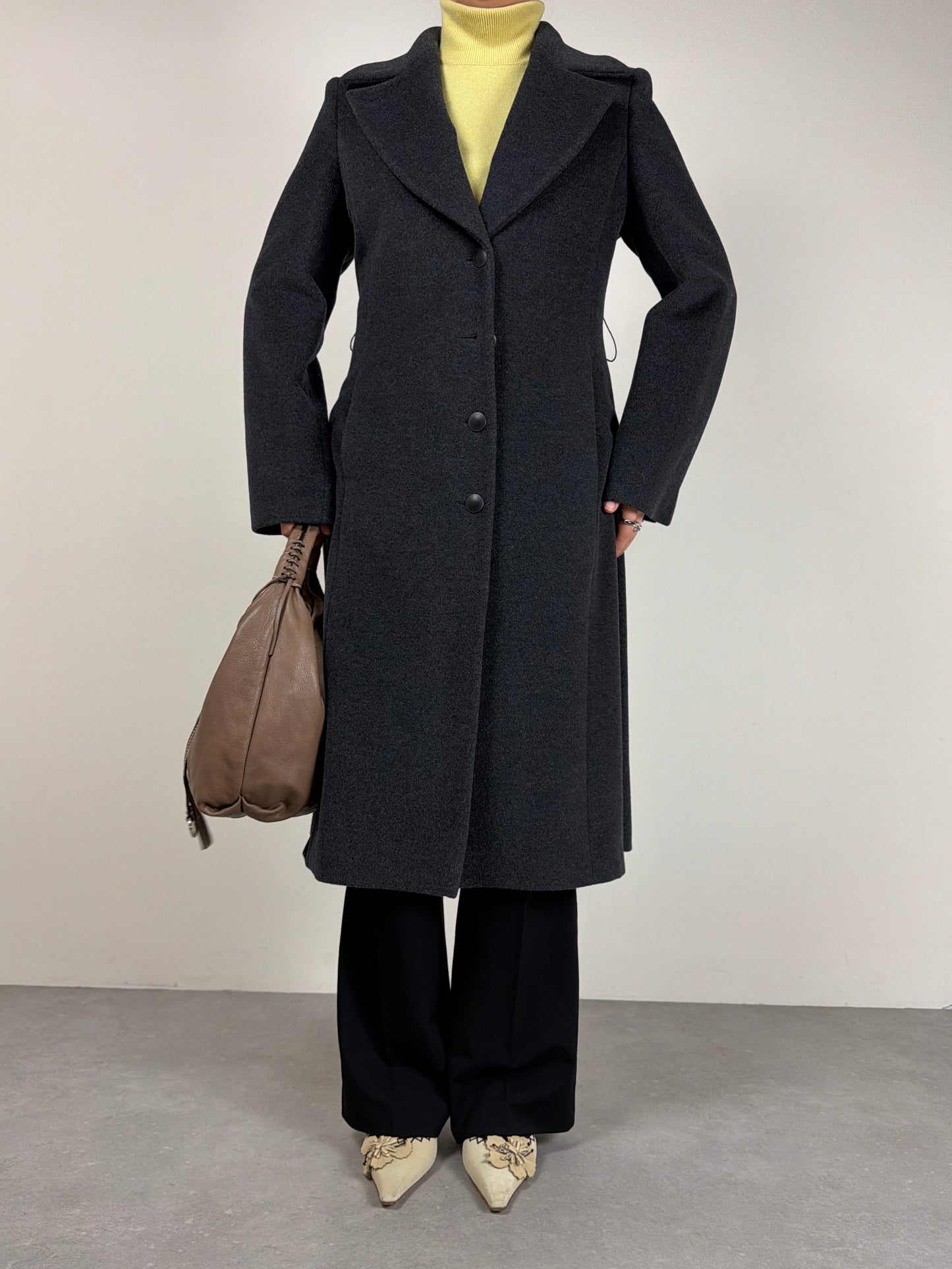 Cappotto in lana, angora e seta color grigio made in Italy