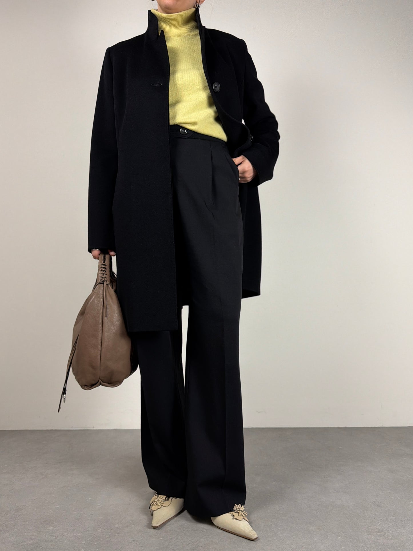 Cappotto in pura lana nera Loro Piana by Cinzia Rocca