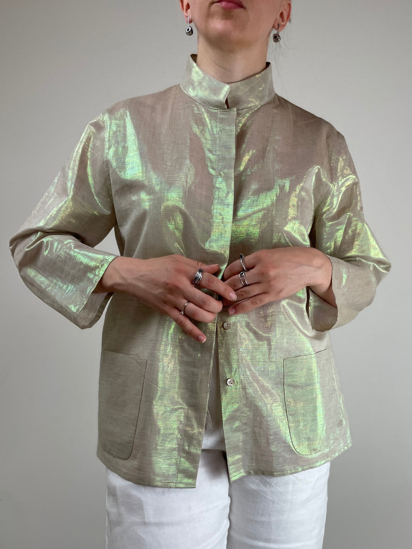 Camicia in misto cotone e lino con finitura iridescente