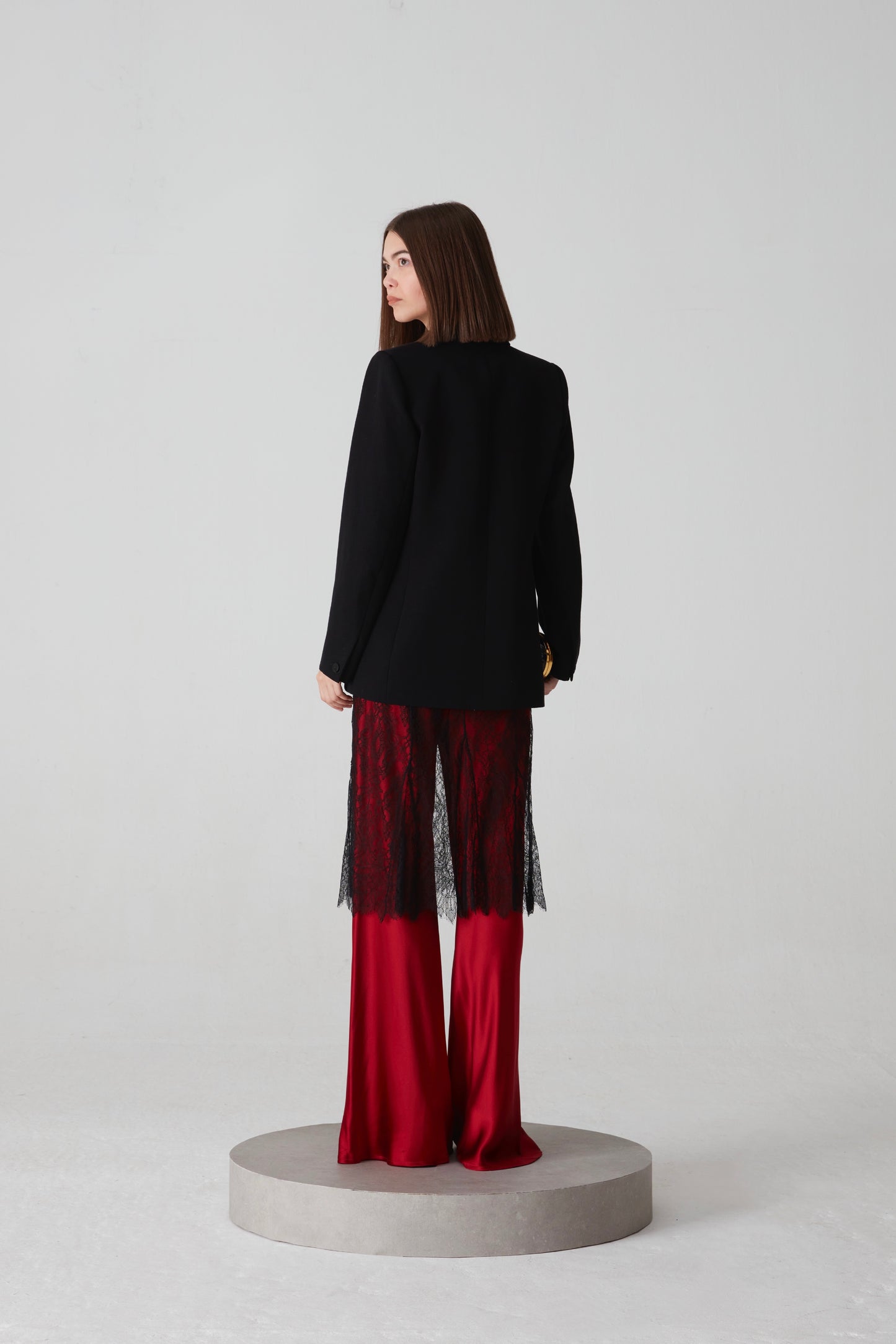 Pantalone in pura seta tagliato in sbieco