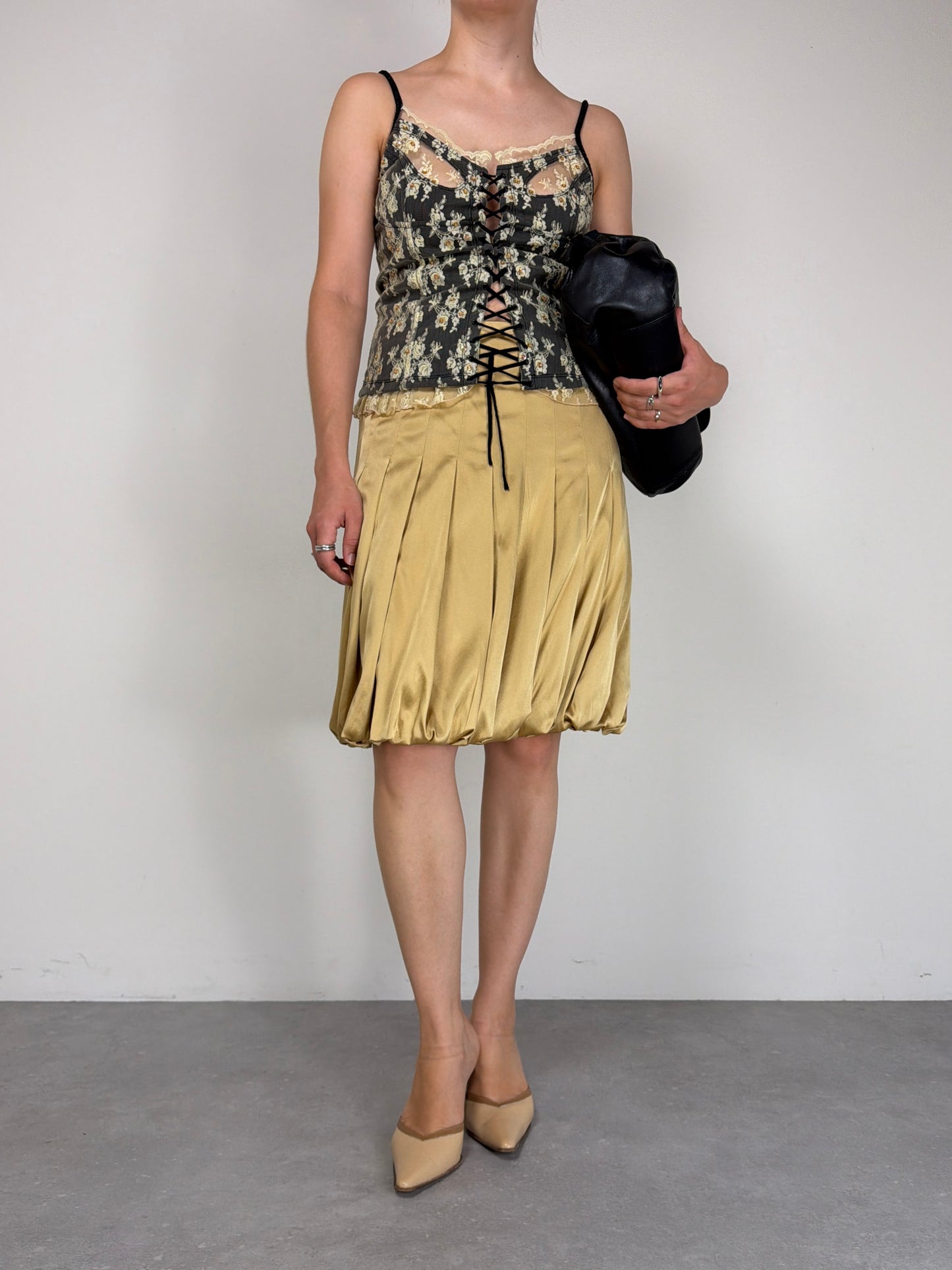 Top vintage in pizzo con intreccio