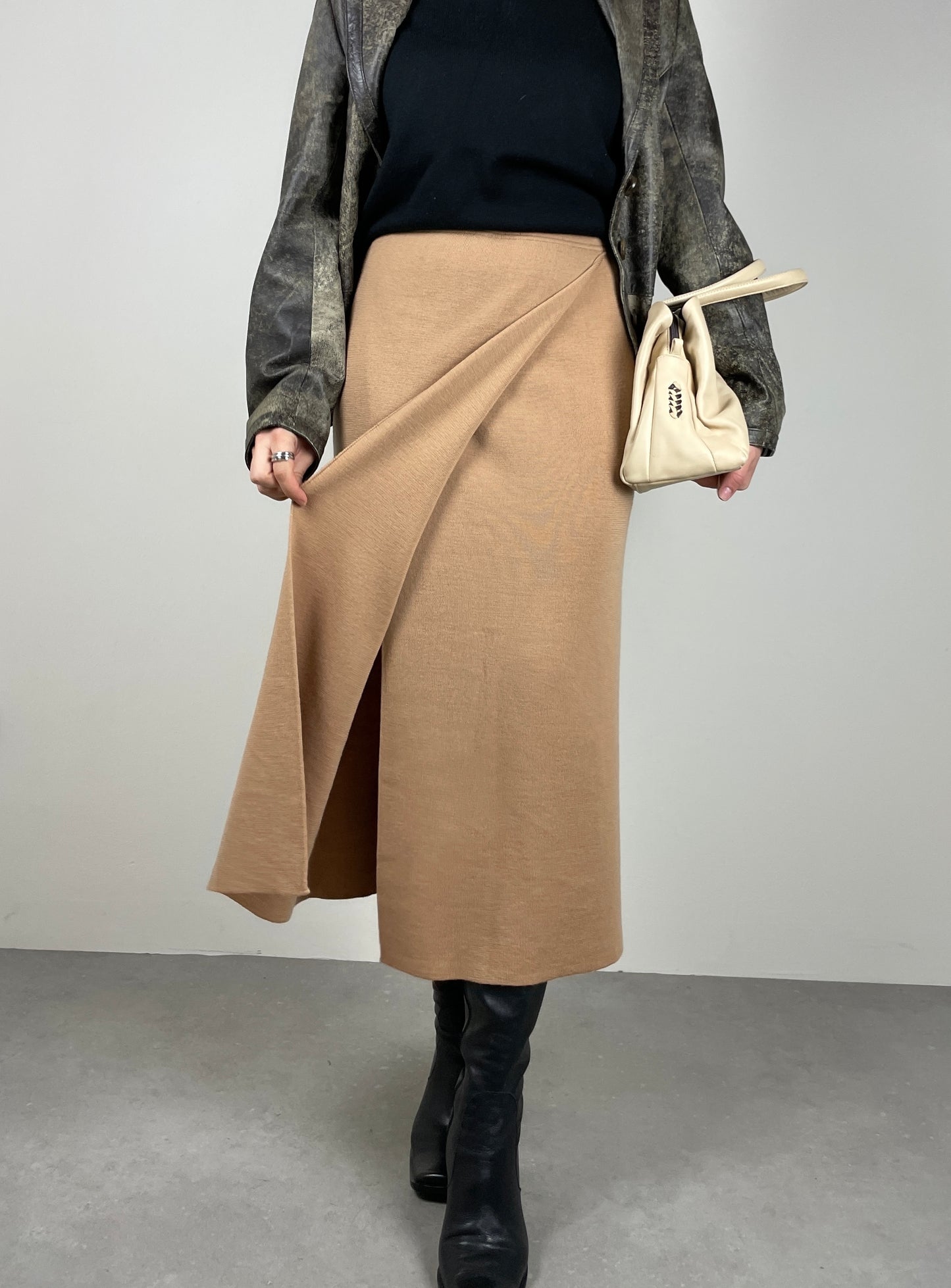 Wool midi skirt