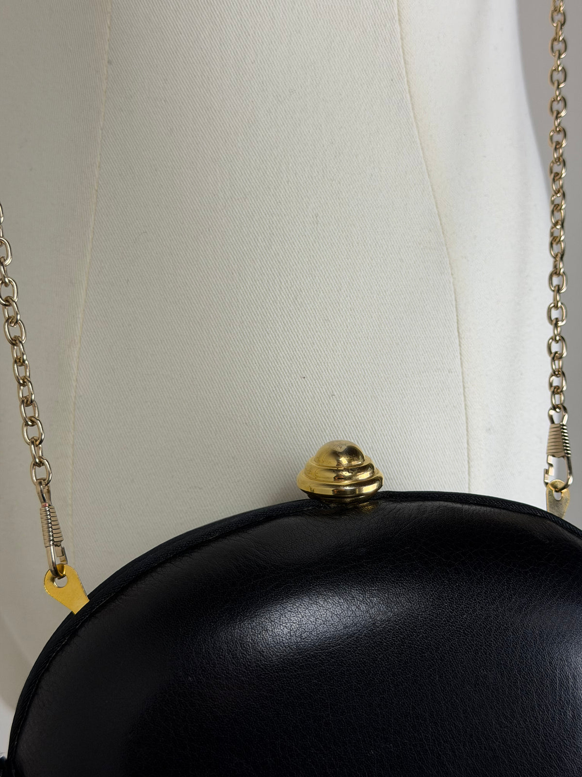 Clutch vintage in pelle