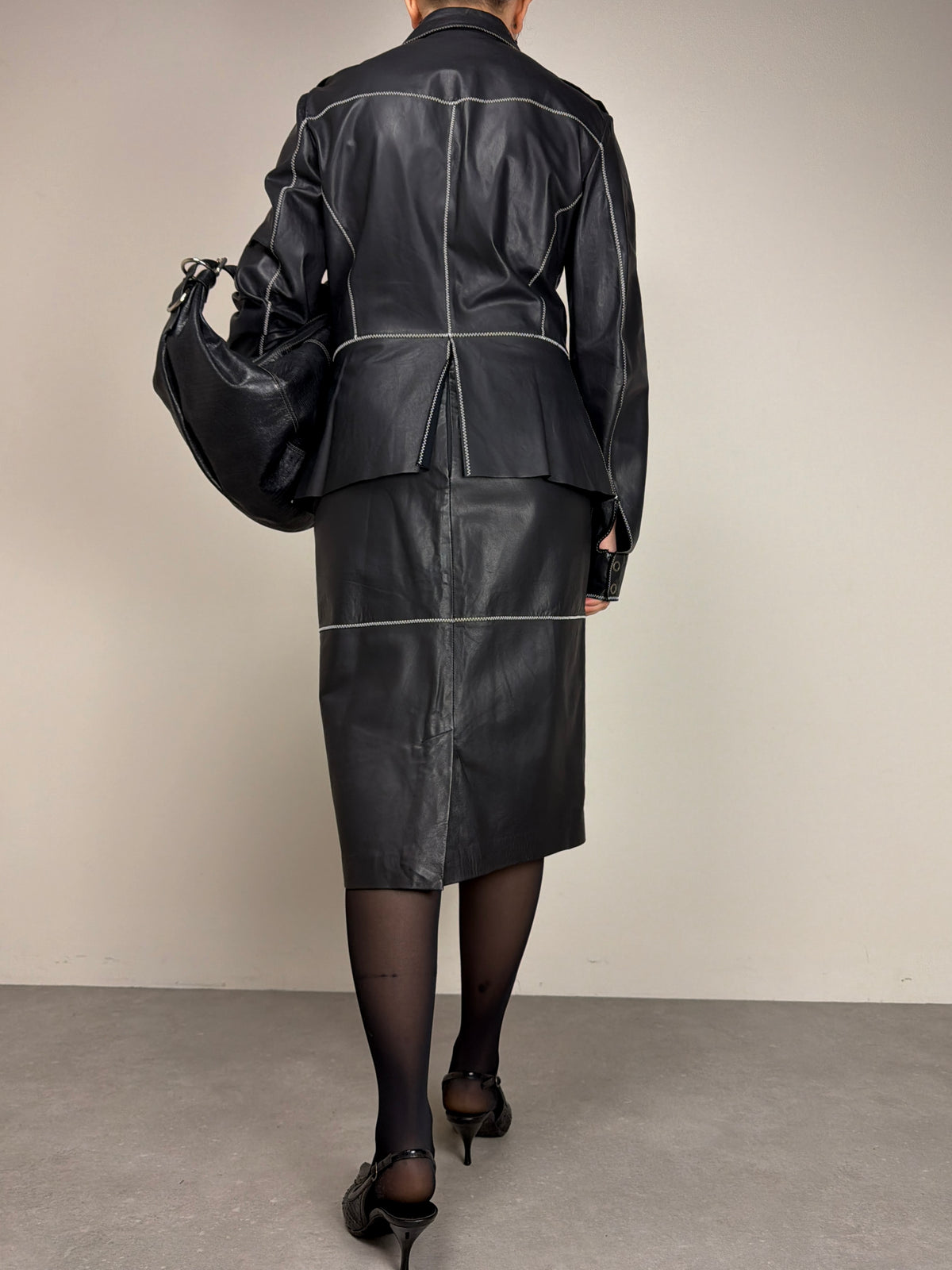Tailleur in vera pelle