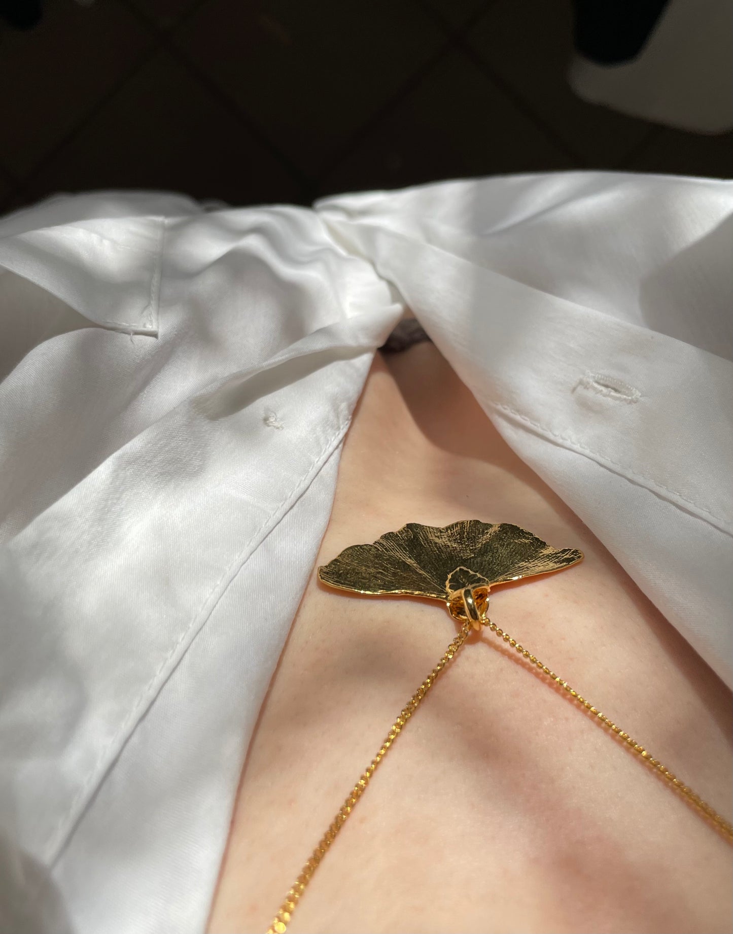 Ginkgo Baloba leaf gold necklace