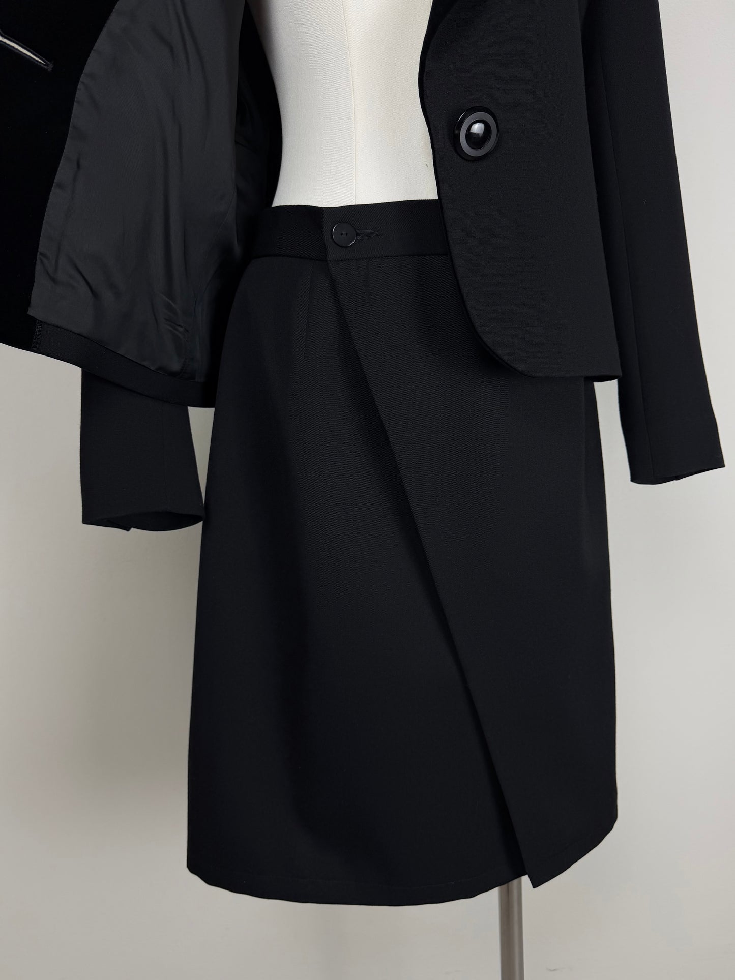 Yves Saint Laurent tailleur in lana
