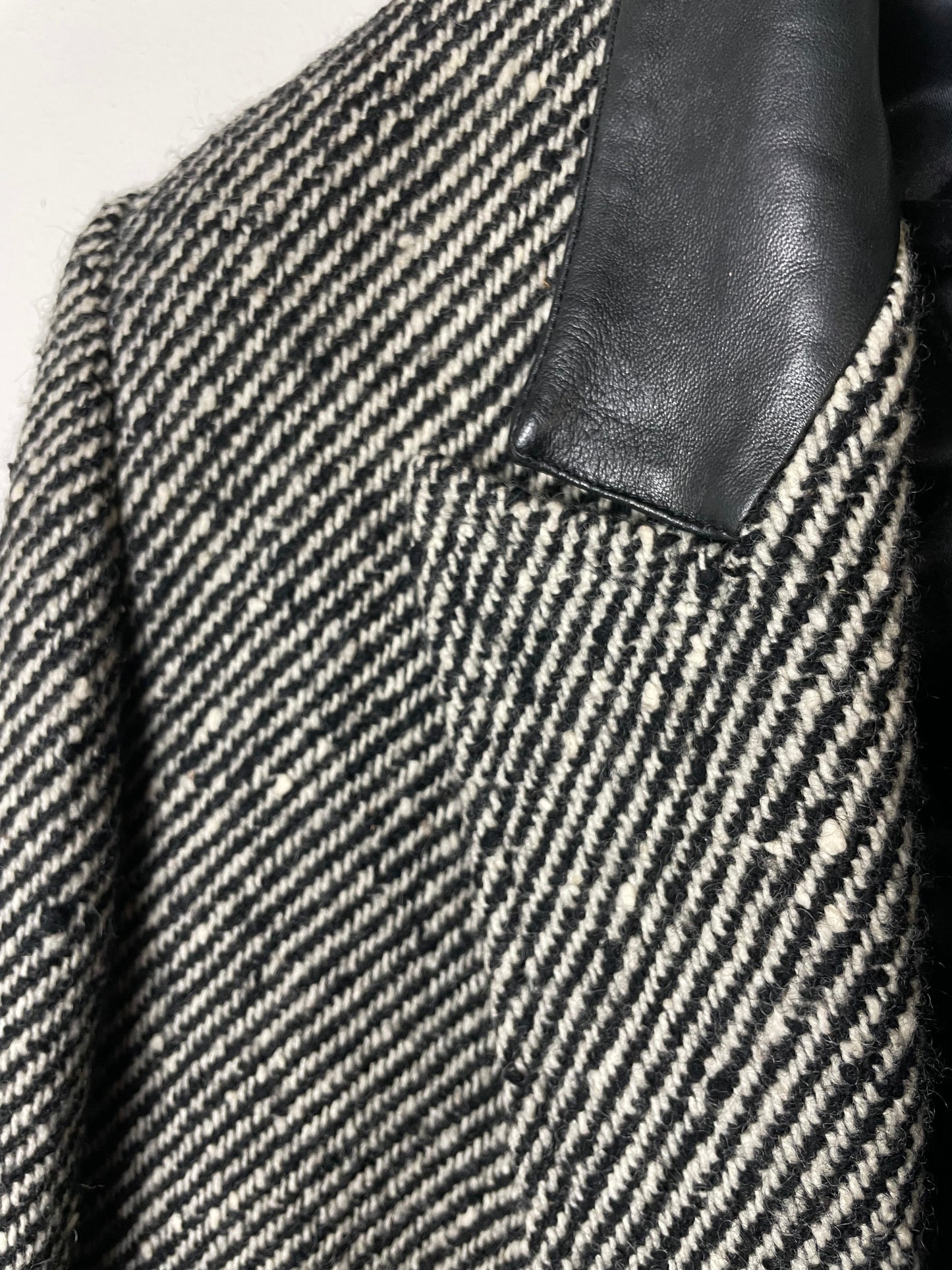 GUY LAROCHE wool coat