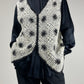 Gilet fatto a mano in lana con fiori e perline