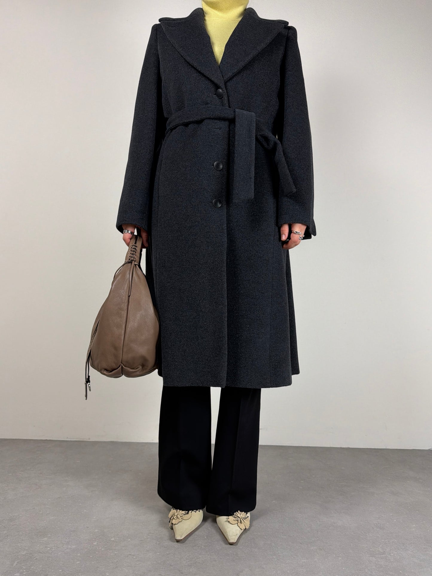 Cappotto in lana, angora e seta color grigio made in Italy