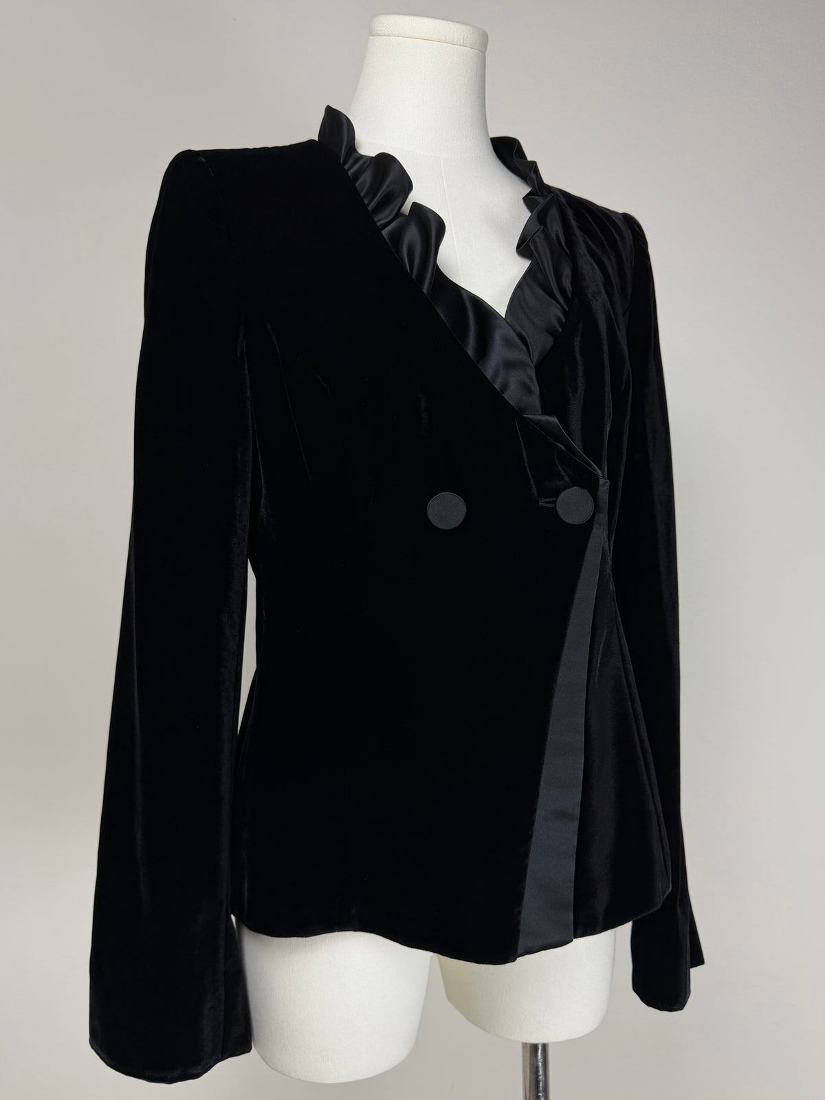 Armani Collezioni blazer in velluto nero con inserto in raso