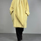 Cappotto in lana angora e cashmere con sciarpa integrata