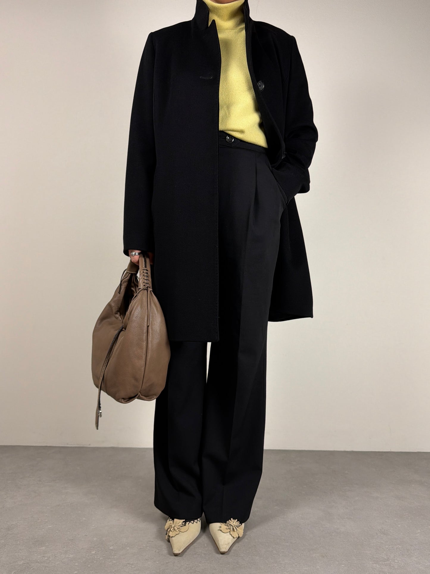 Cappotto in pura lana nera Loro Piana by Cinzia Rocca