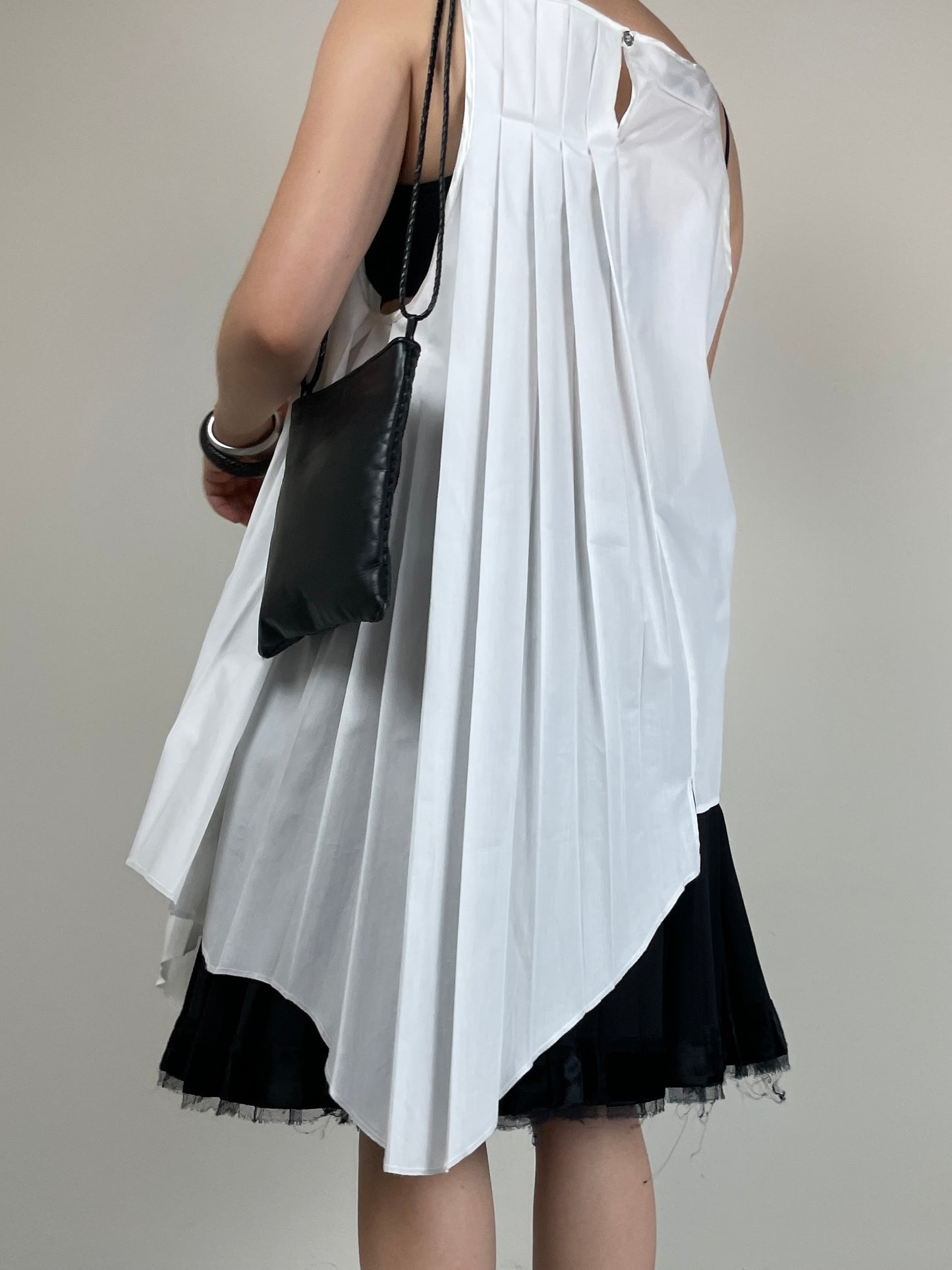 Top asimmetrico MM6 Maison Martin Margiela