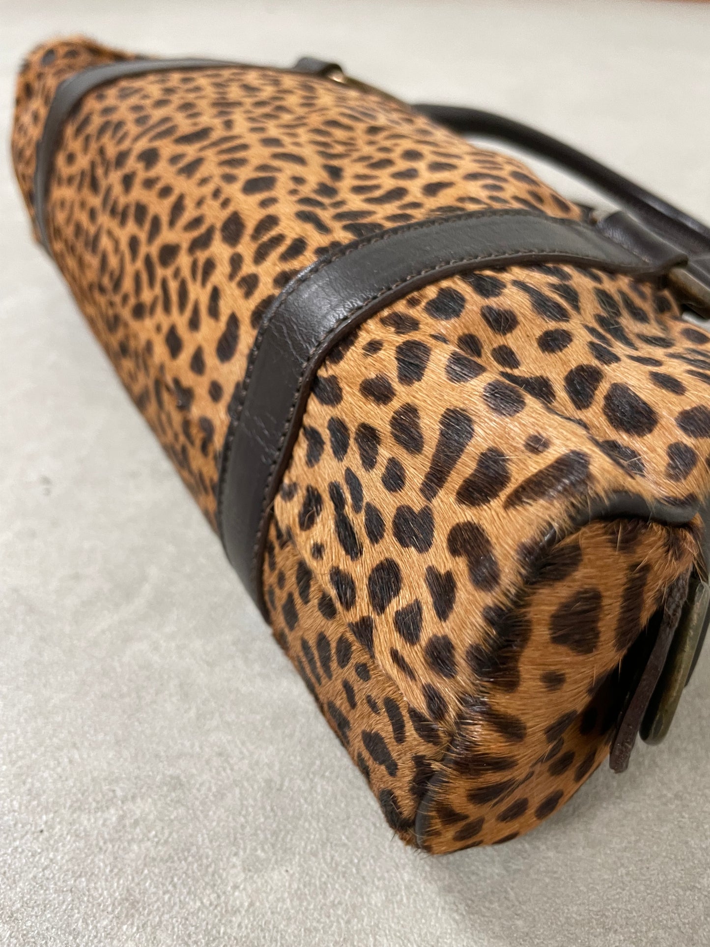 Borsa in vera pelle cavallino con stampa leopardata