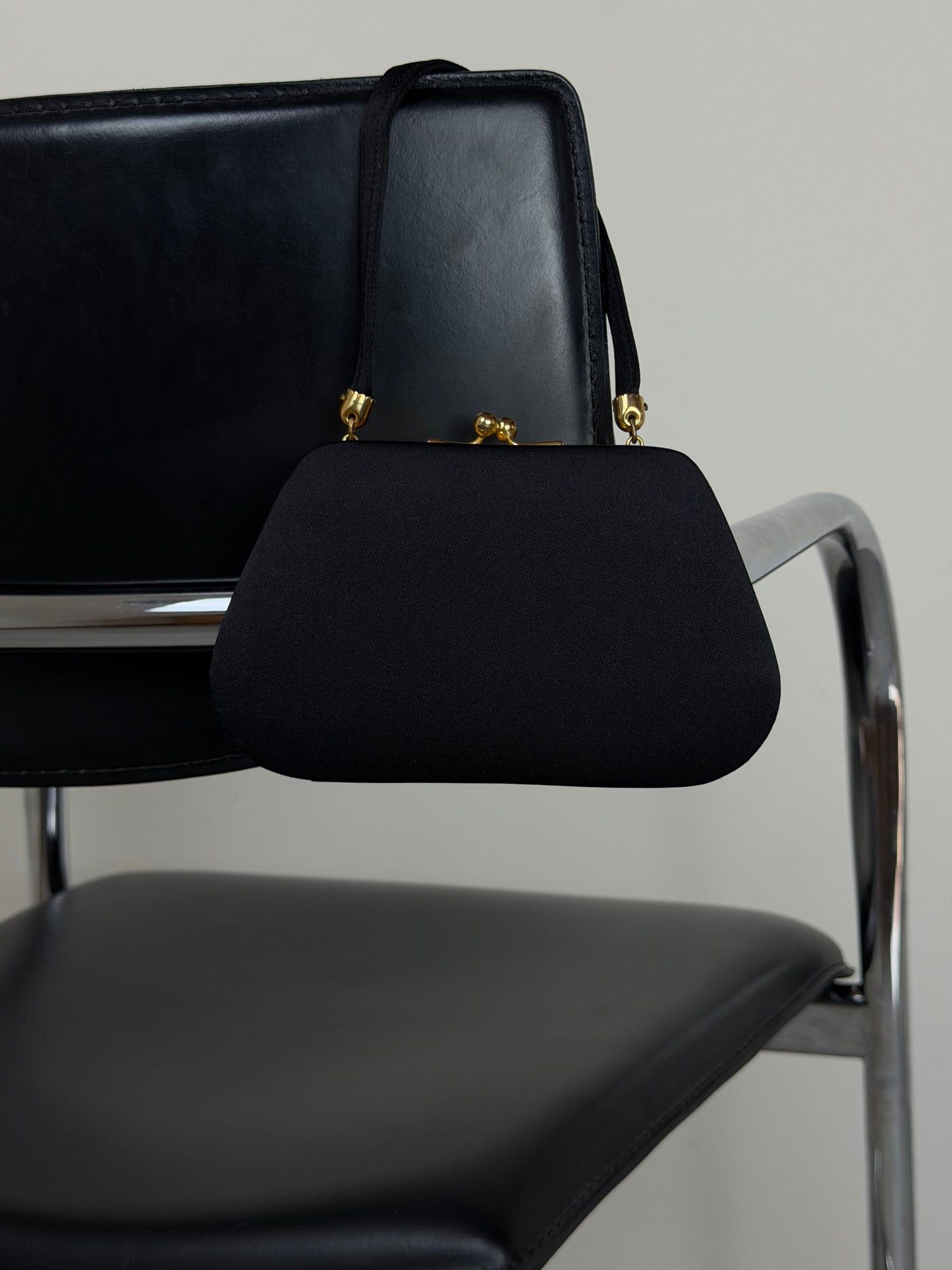 Vanity bag vintage anni '60 con porta trucchi