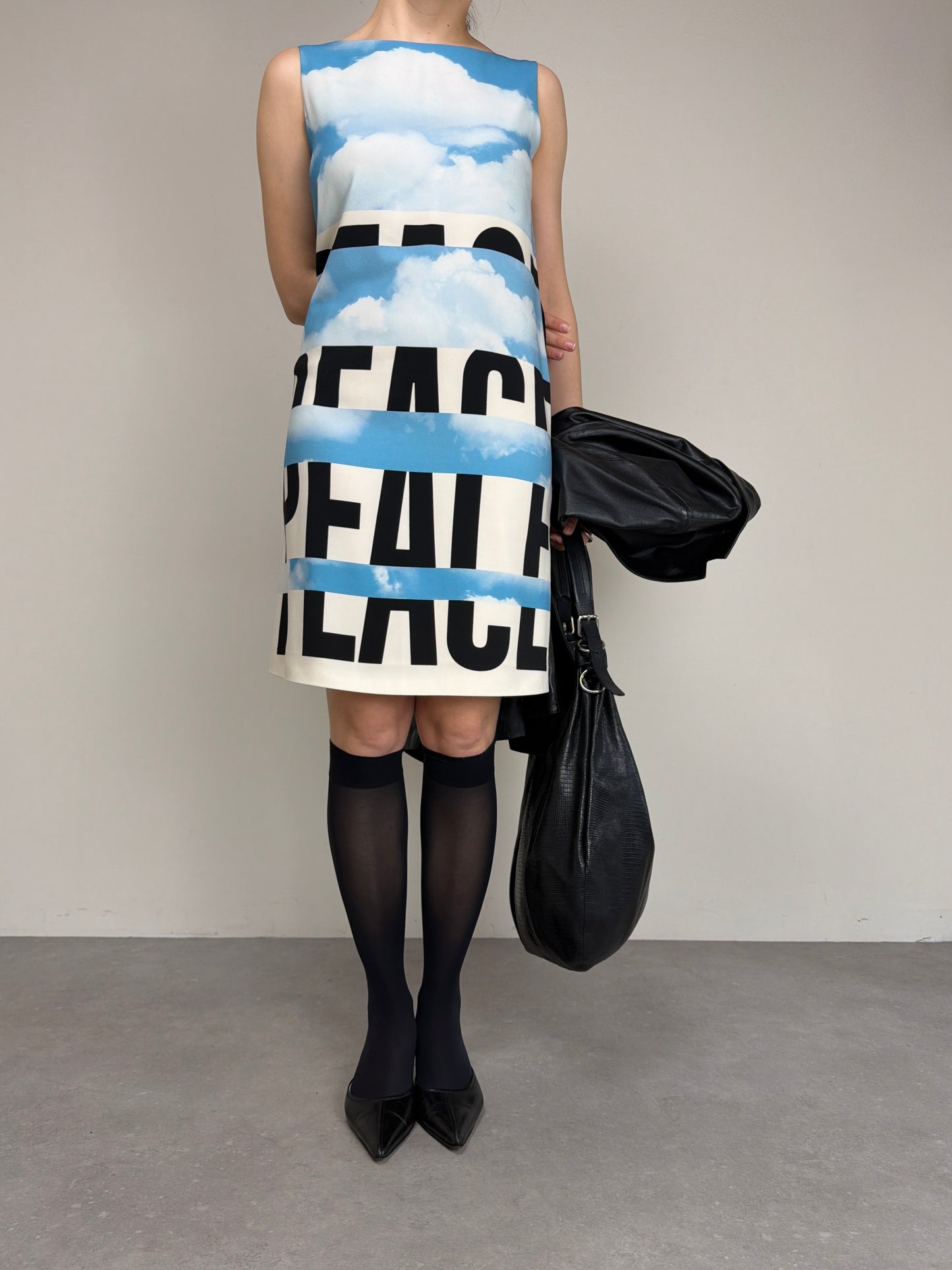 Abito "PEACE" di Moschino Cheap and Chic