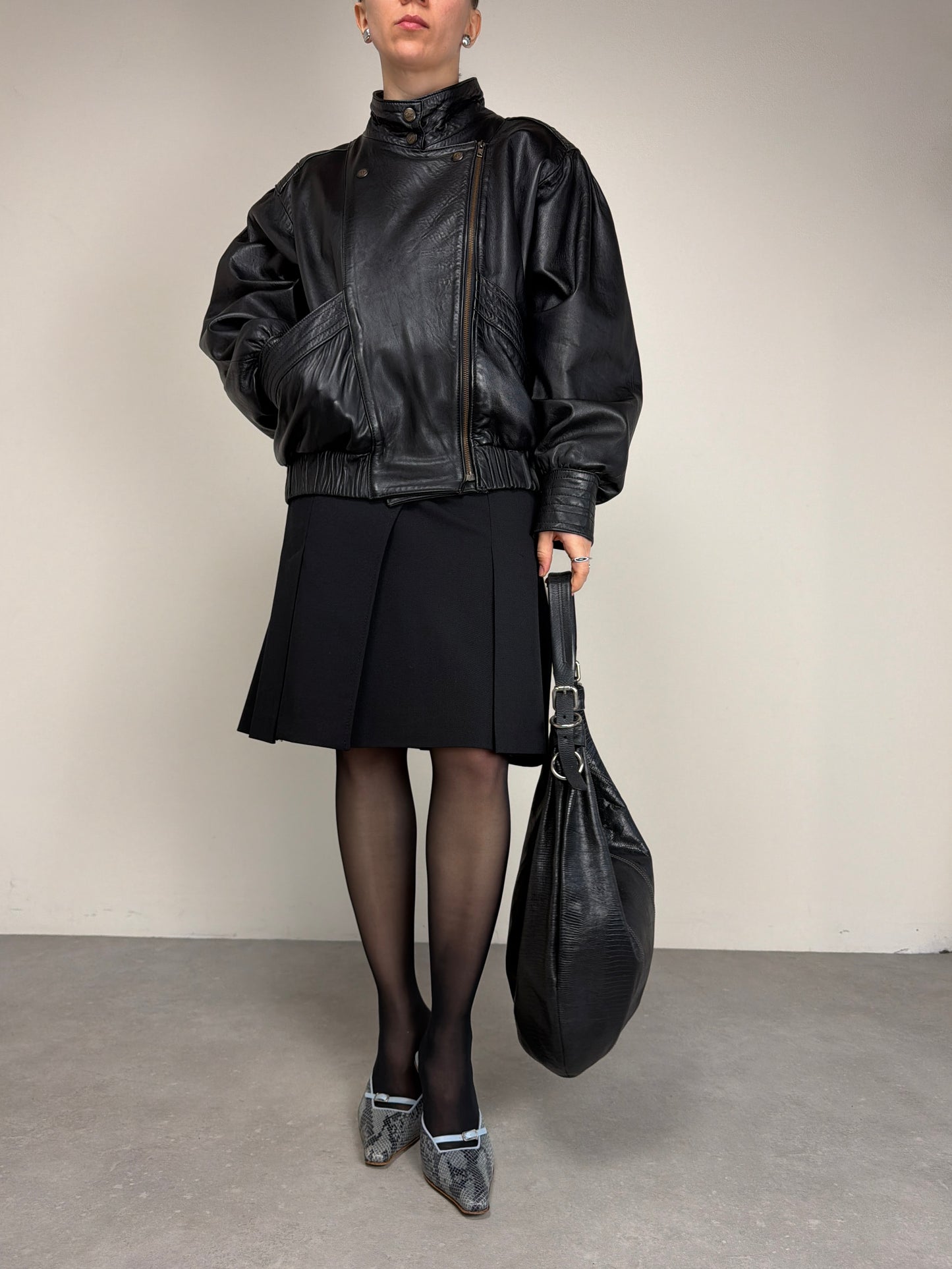 Bomber vintage in vera pelle nera