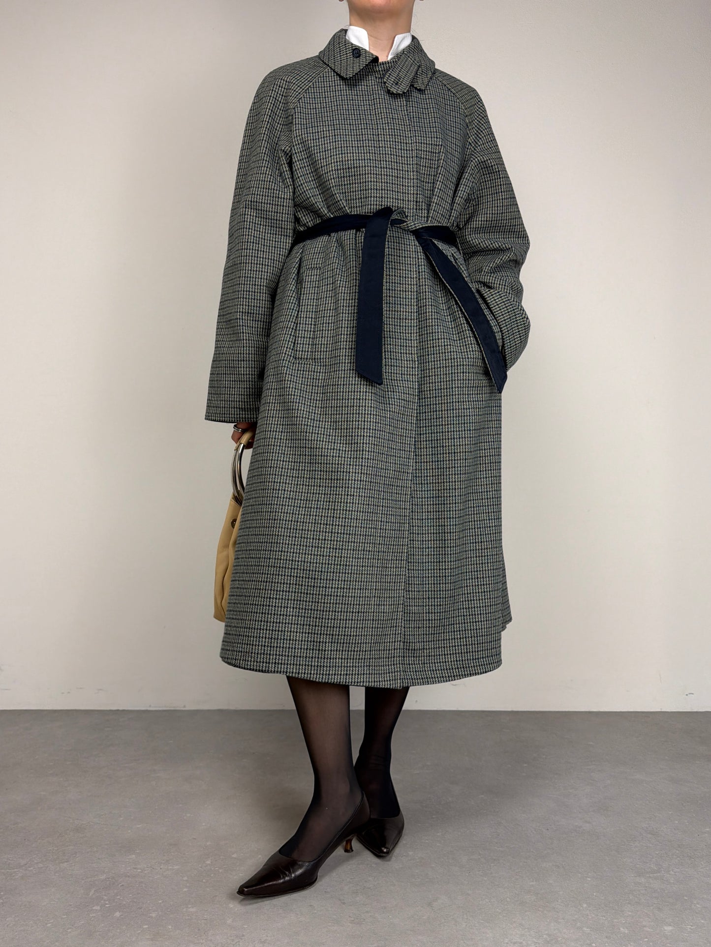 Trench vintage double-face da un lato blu e dall'altro a fantasia pied de poule