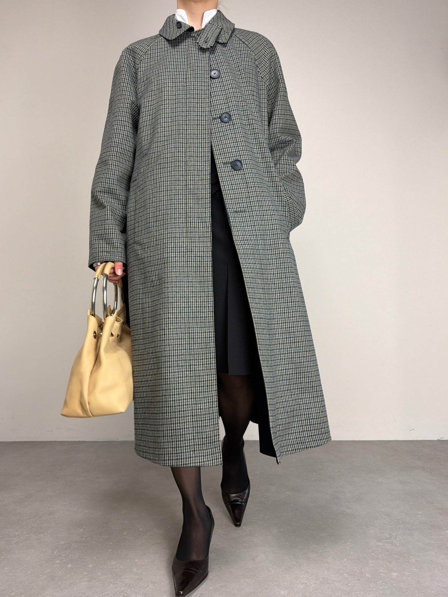 Trench vintage double-face da un lato blu e dall'altro a fantasia pied de poule