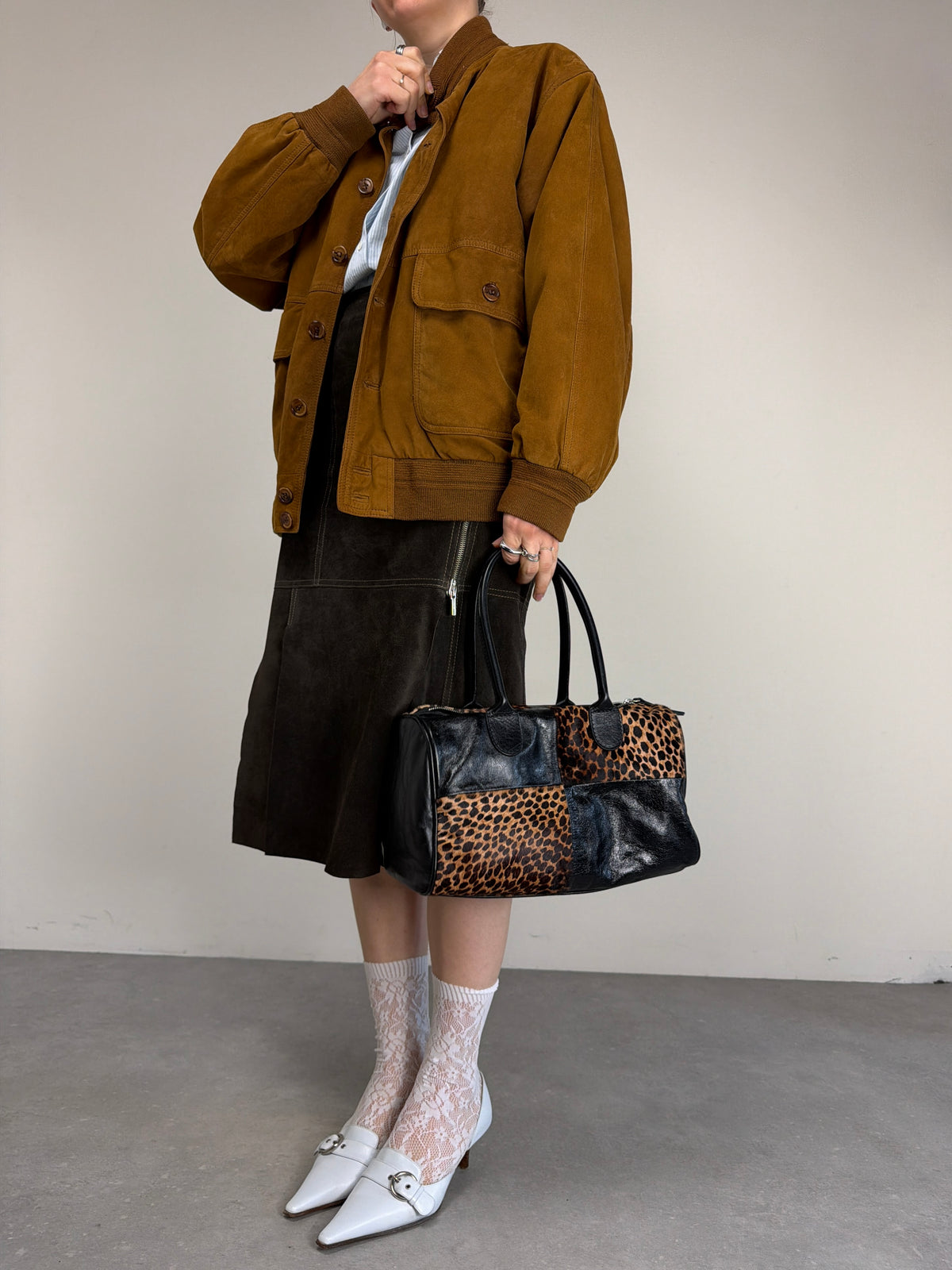 Bauletto in pelle verniciata e cavallino leopardato