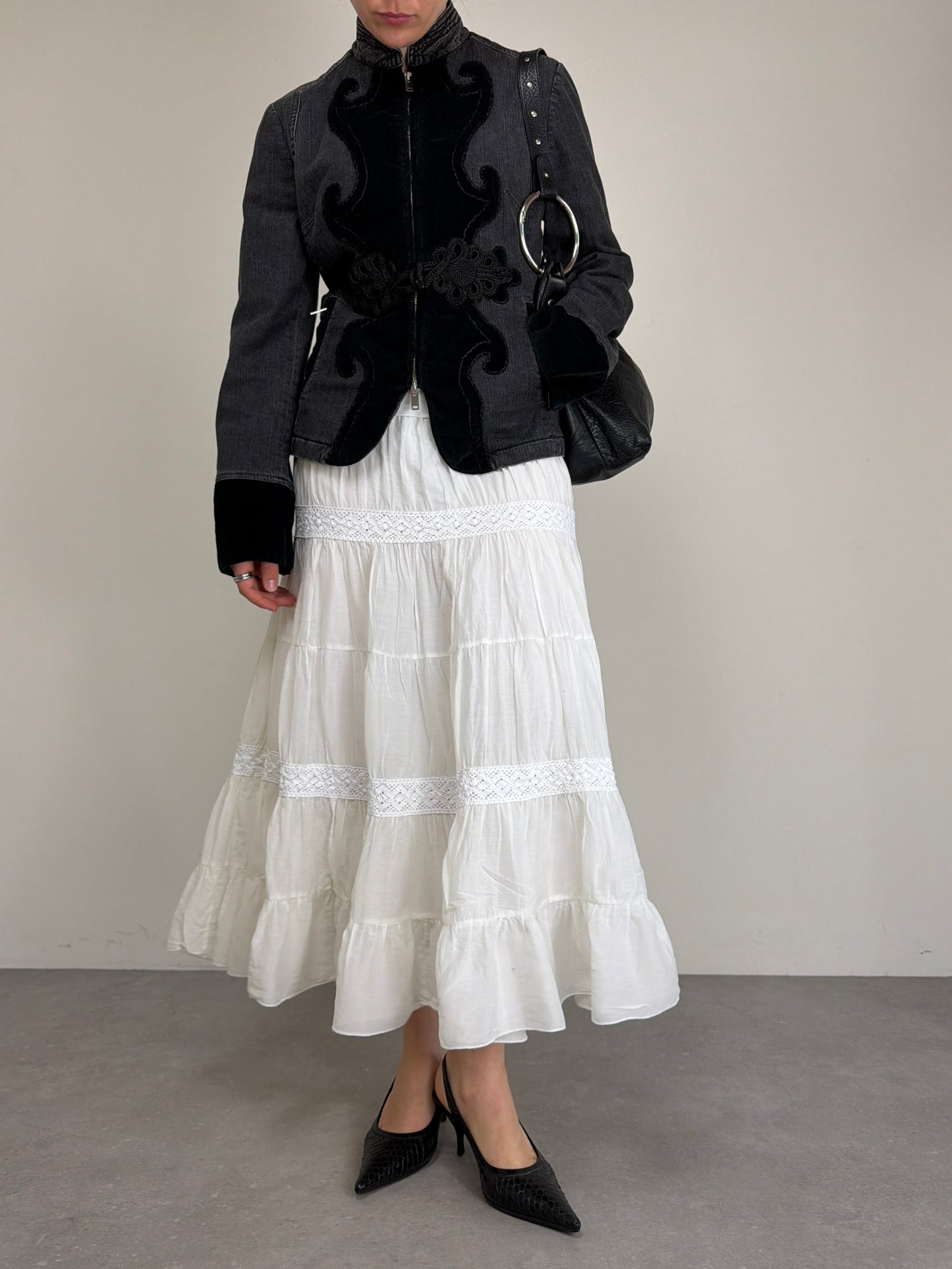 Giacca vintage in denim con applicazioni in velluto
