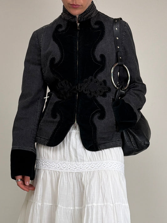 Giacca vintage in denim con applicazioni in velluto
