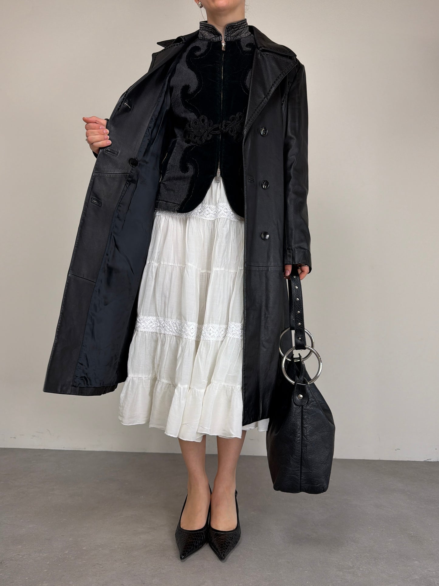 Trench vintage in vera pelle nera