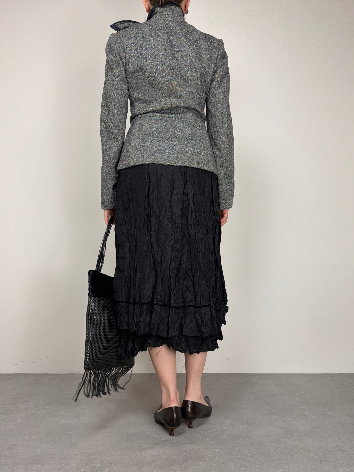 Giacca in twill di lana con nodo al collo