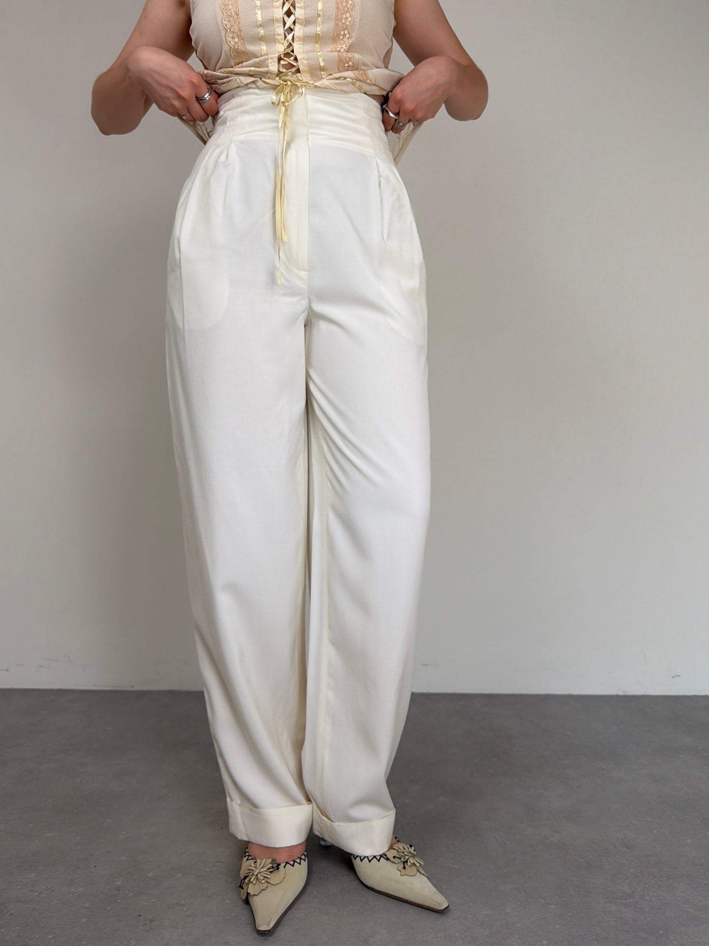 Pantalone vintage bianco latte in viscosa e seta
