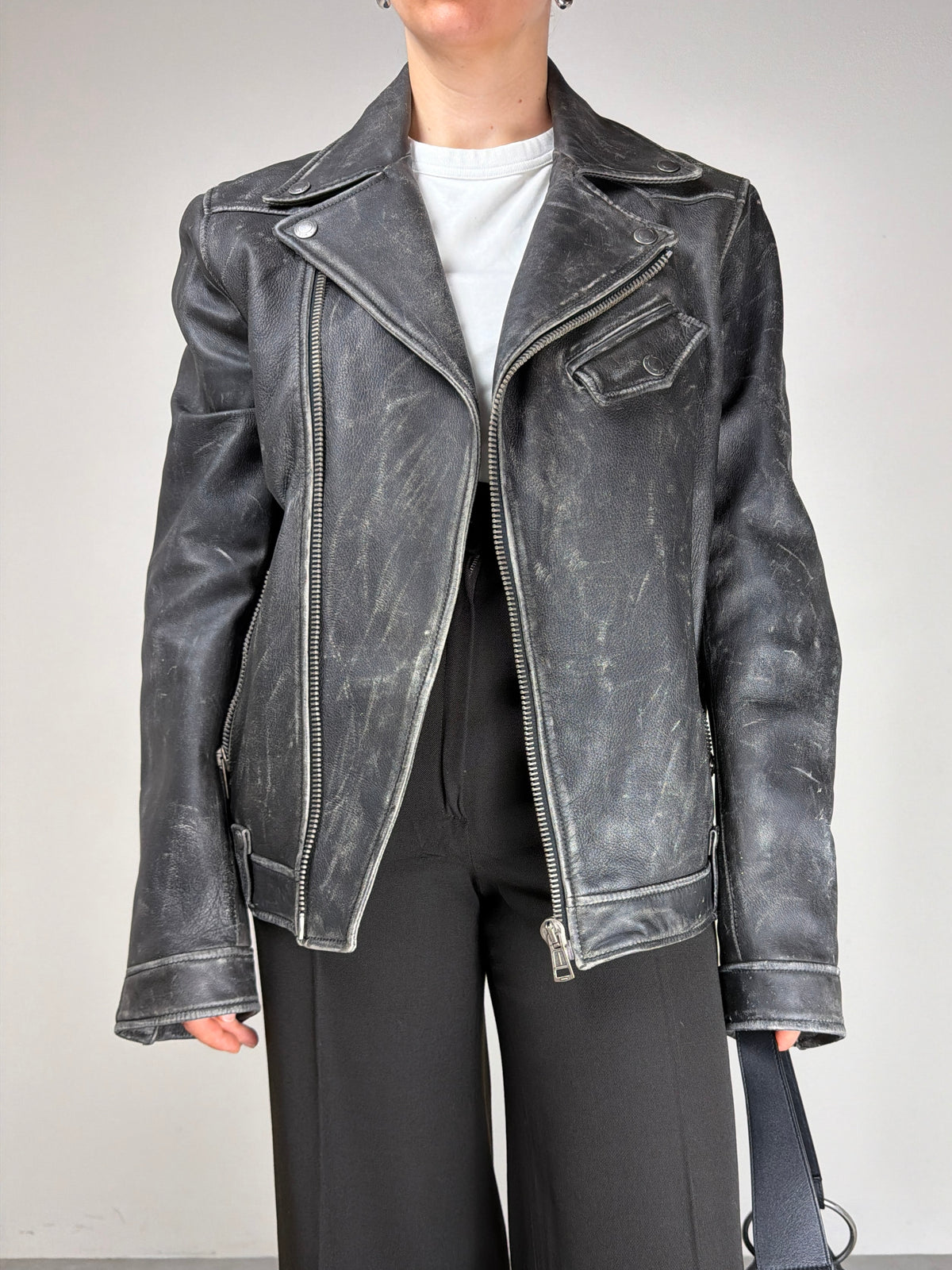 Chiodo in vera pelle effetto distressed