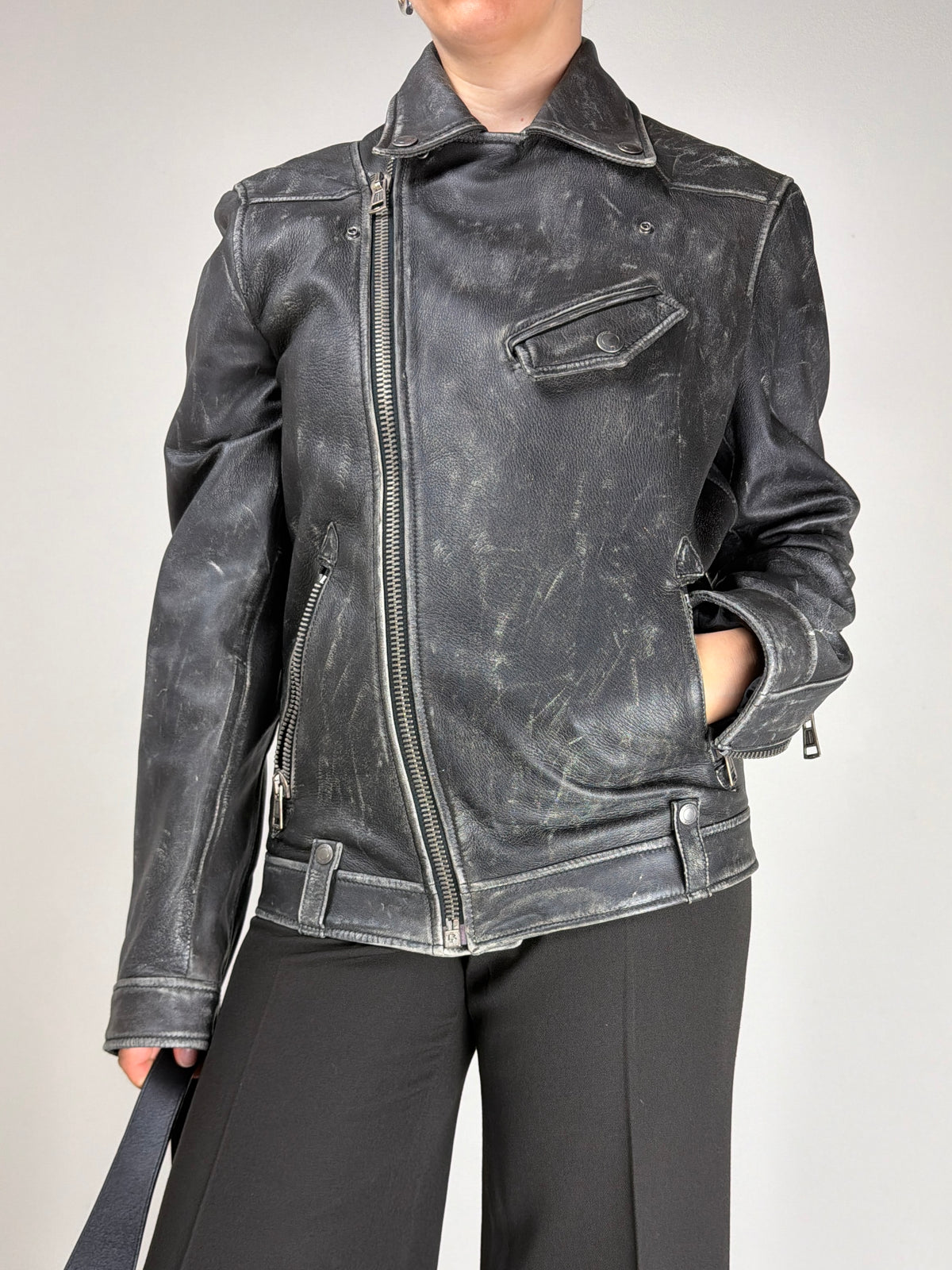 Chiodo in vera pelle effetto distressed