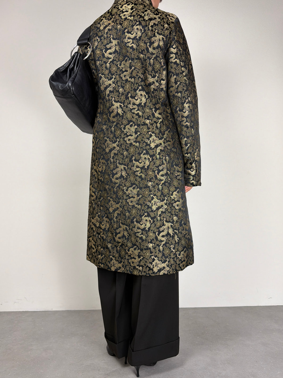 Cappotto vintage made in italy in jacquard con motivo orientale