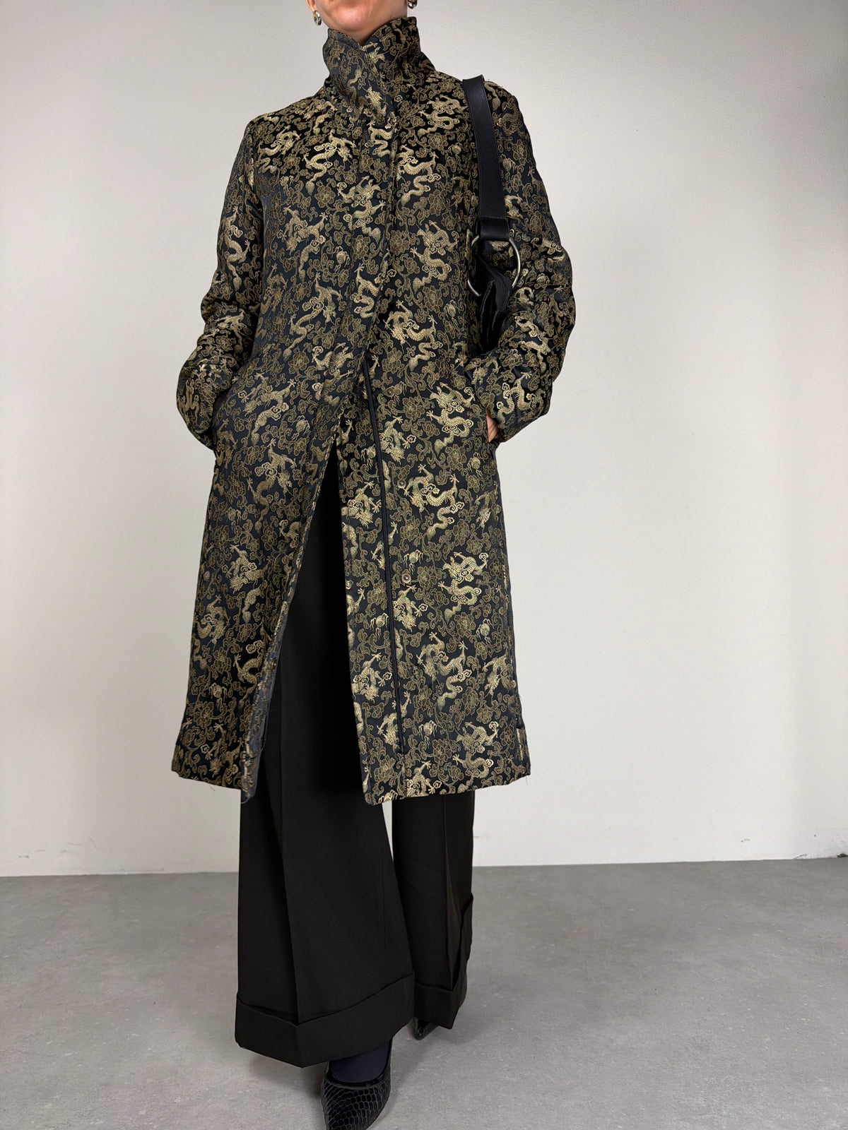 Cappotto vintage made in italy in jacquard con motivo orientale