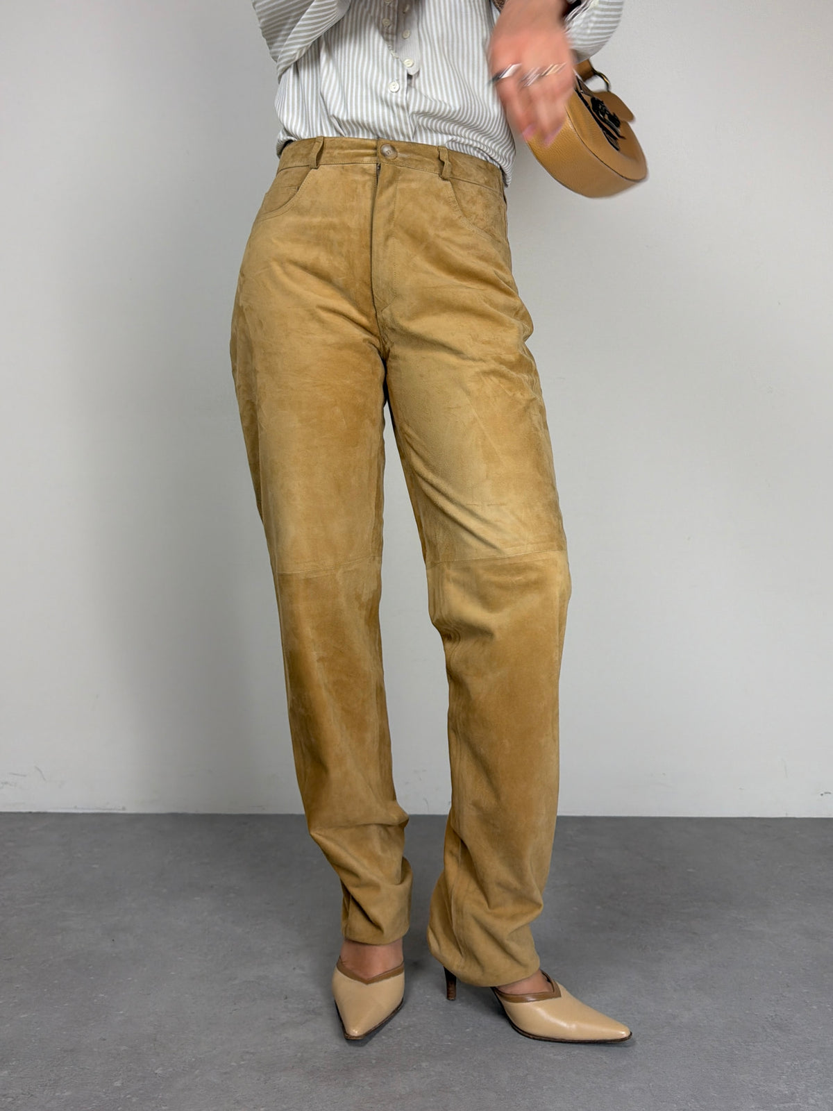 Pantalone in camoscio color cammello