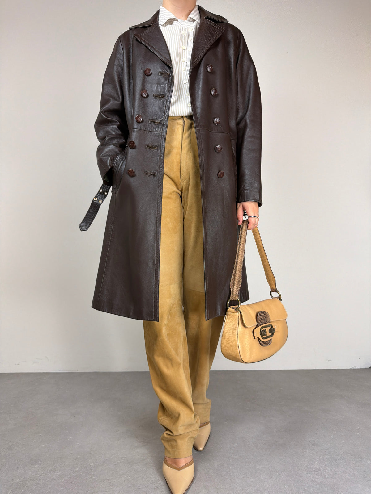 Trench vintage in vera pelle marrone