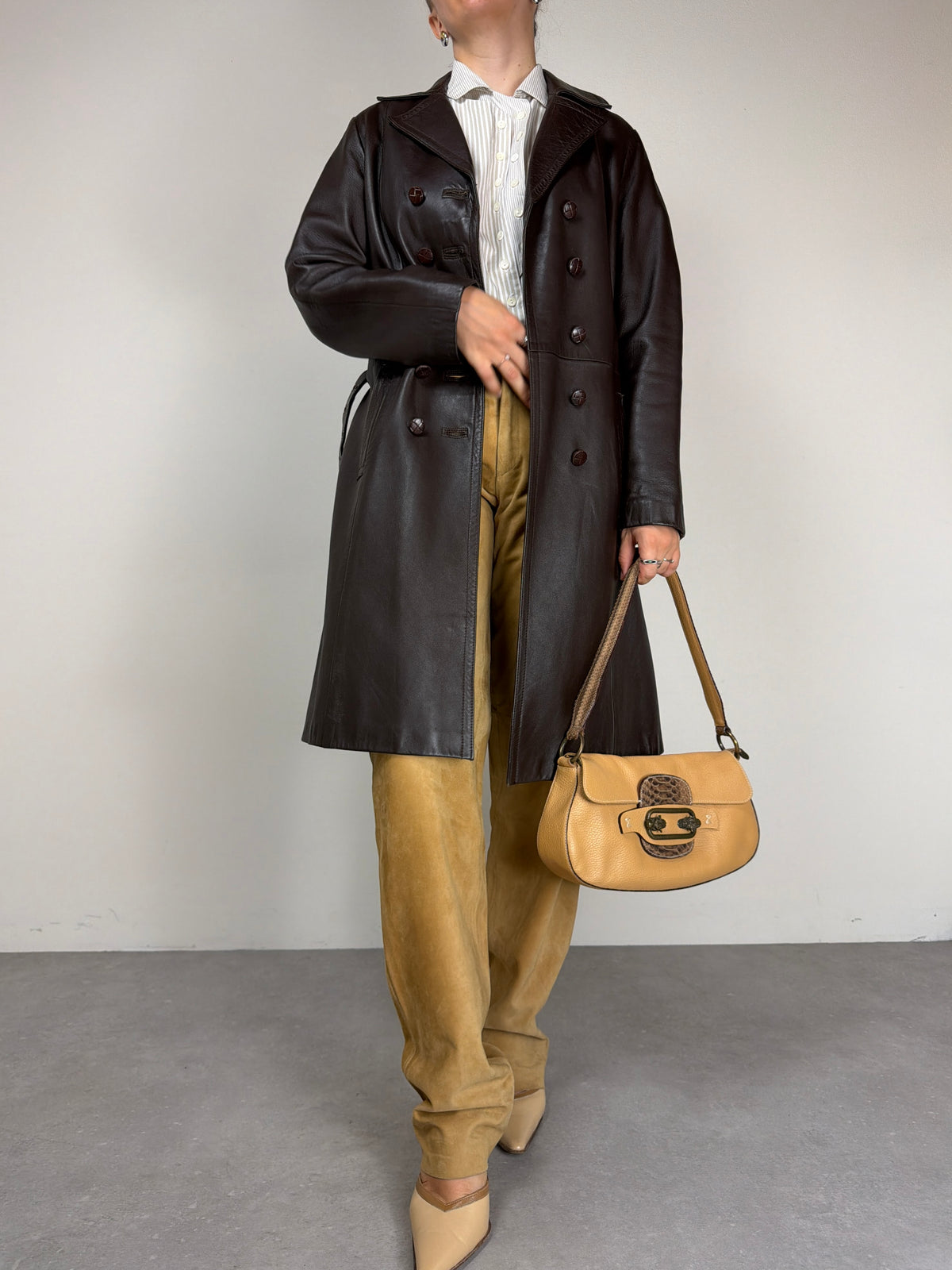 Trench vintage in vera pelle marrone