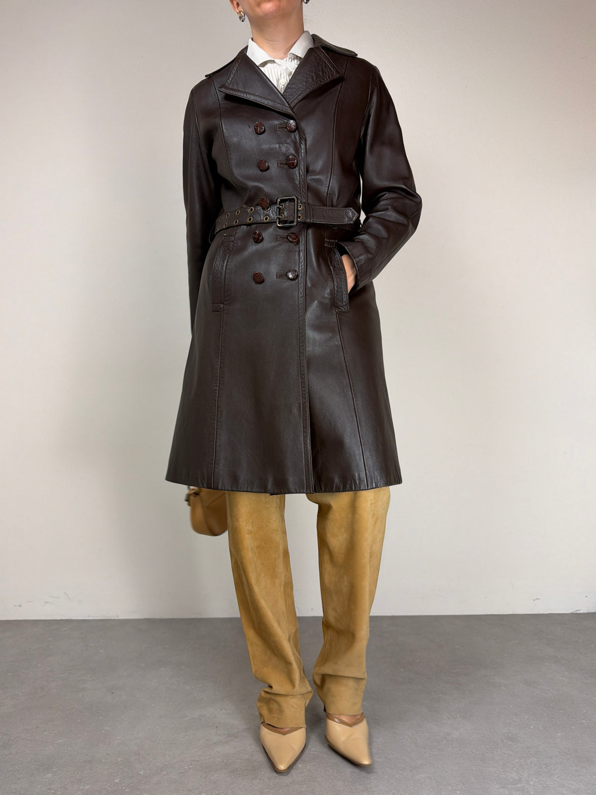 Trench vintage in vera pelle marrone
