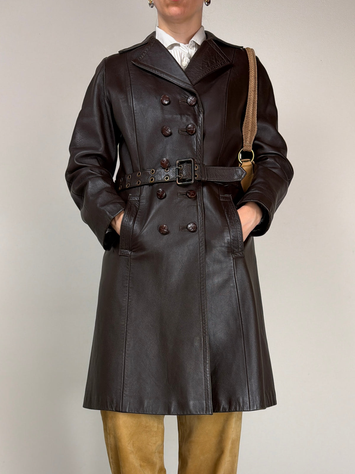 Trench vintage in vera pelle marrone