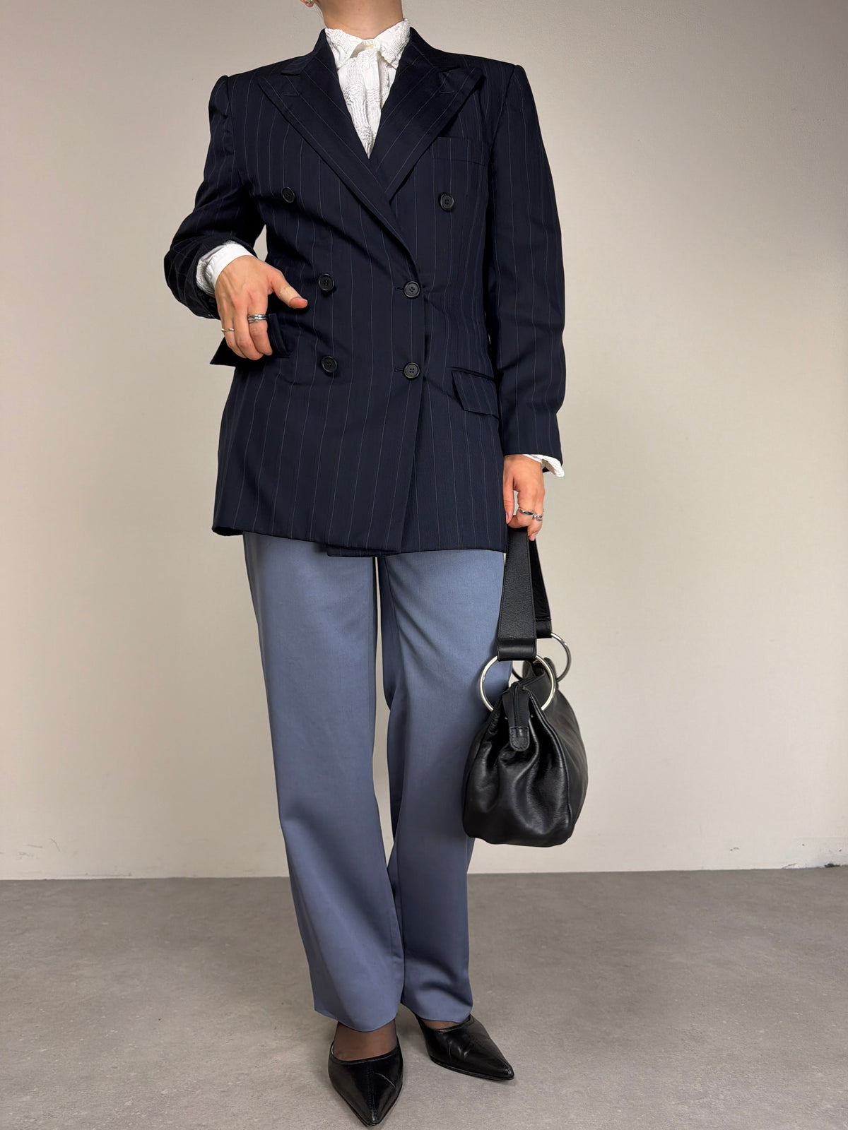 Blazer gessato in lana e seta a doppiopetto